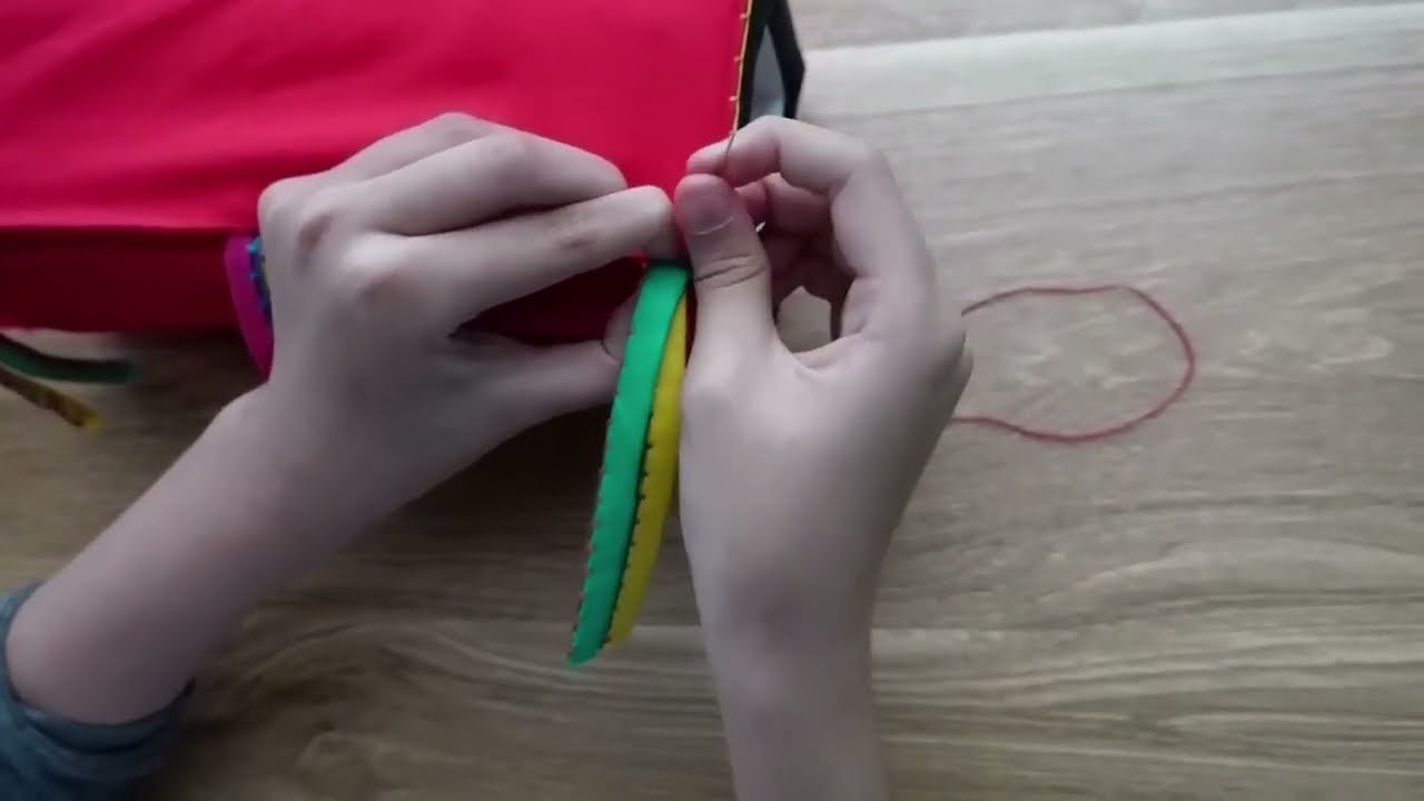 Dự án bảo tồn Gối mặt huyệt: Phần 5 - Khâu áo gối