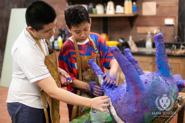 Sáng tác tranh, tượng về văn hóa các dân tộc Việt Nam – Dự án học tập thực tế của học sinh THCS Maya tại Xưởng Mỹ thuật LEA