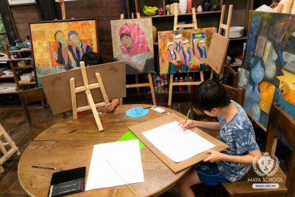 Dự án Kiến thức Mĩ thuật nền tảng và Sáng tác trang trí Trung thu & Hội Làng của học sinh Upper Elementary tại LEA Art Studio